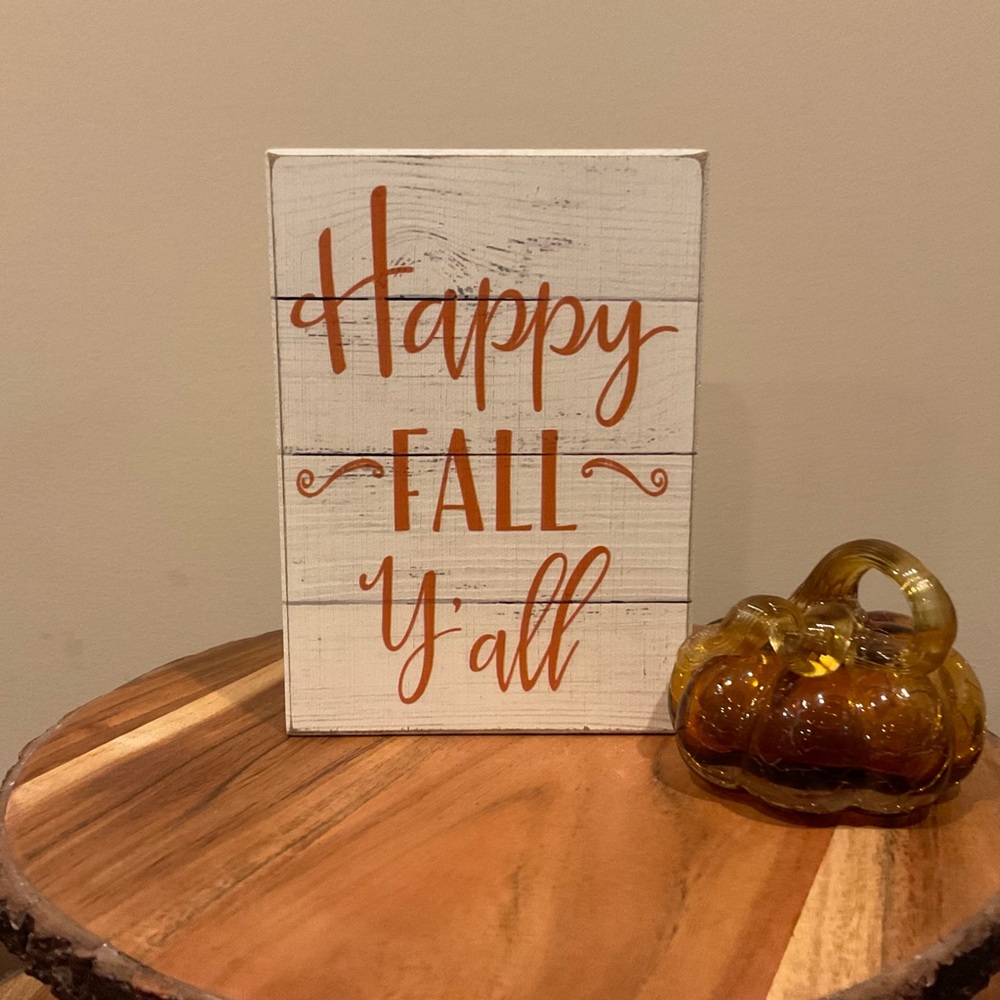 NWT Rustic Wood HAPPY FALL Y’ALL Decorative Sign 🍂